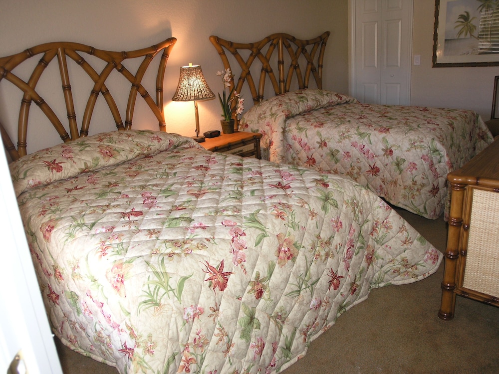 Villas At Regal Palms 18/51