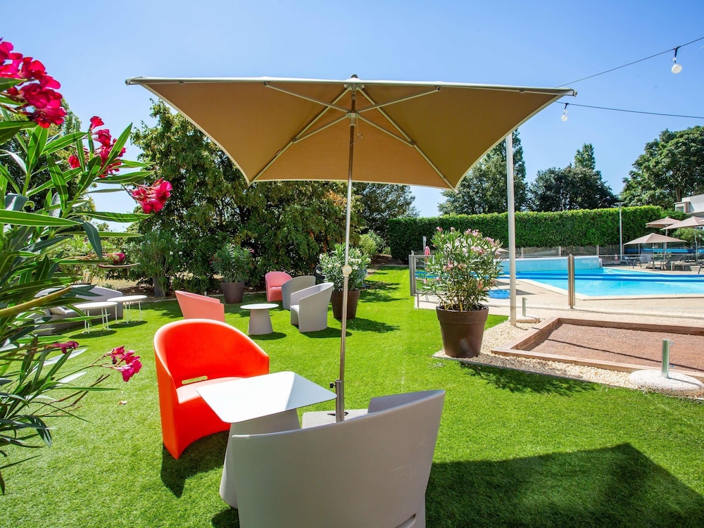 NOVOTEL BOURGES 46/49
