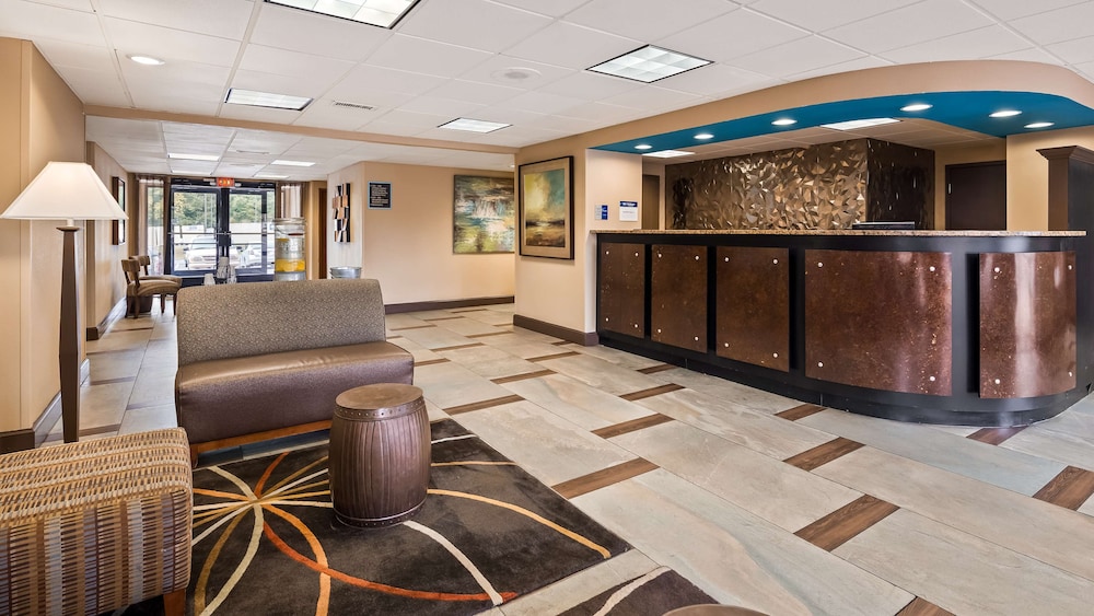 Best Western Plus Executive Hotel 10/37