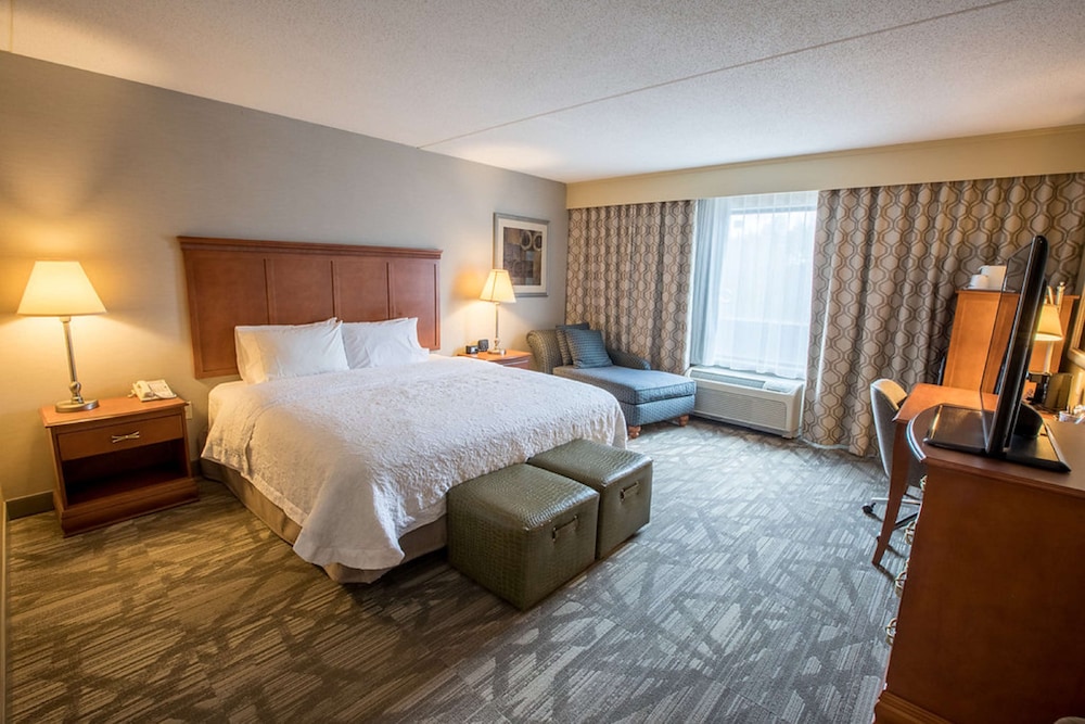 Hampton Inn & Suites Tilton 18/66