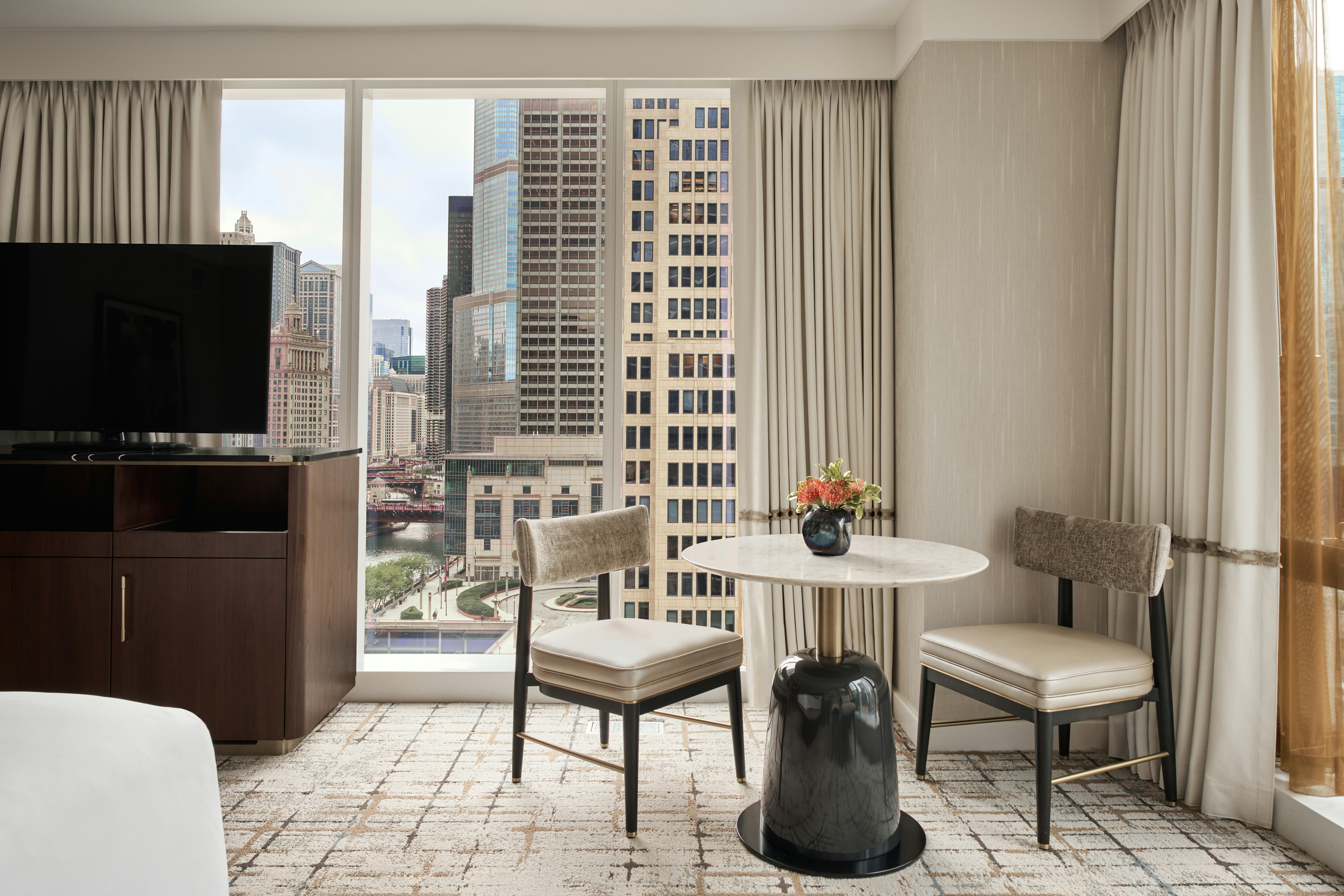 Loews Chicago 51/82