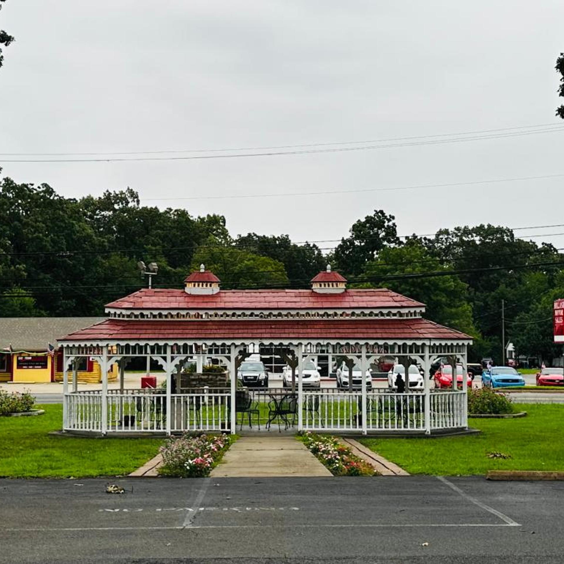 Murray Inn and Art Gallery 3/31