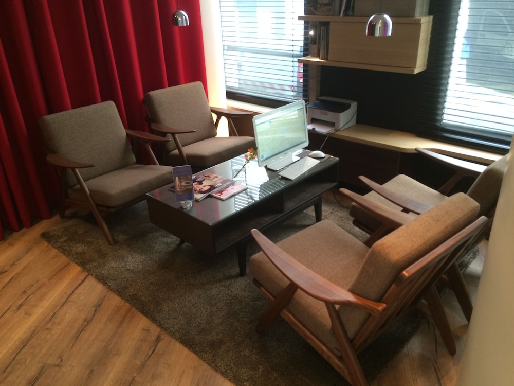 Max Hotel 34/59