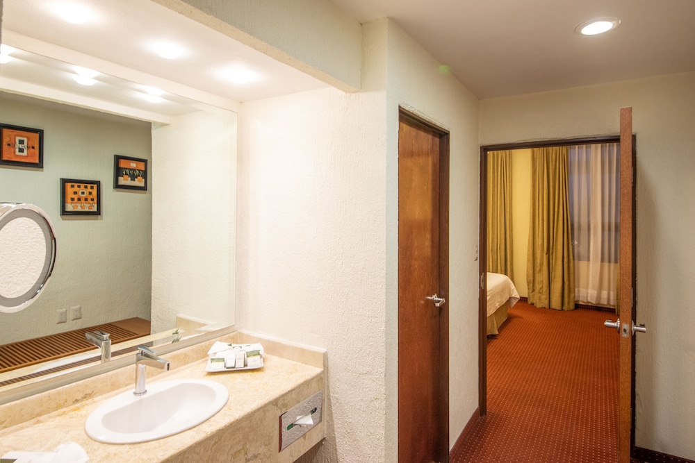 Exclusive, Studio, Suite, Sofa, HOTEL HACIENDA LA VENTA 9/10