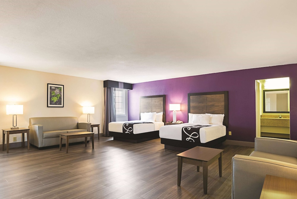 Wingate by Wyndham Galveston Beachfront at Seawall 13/32
