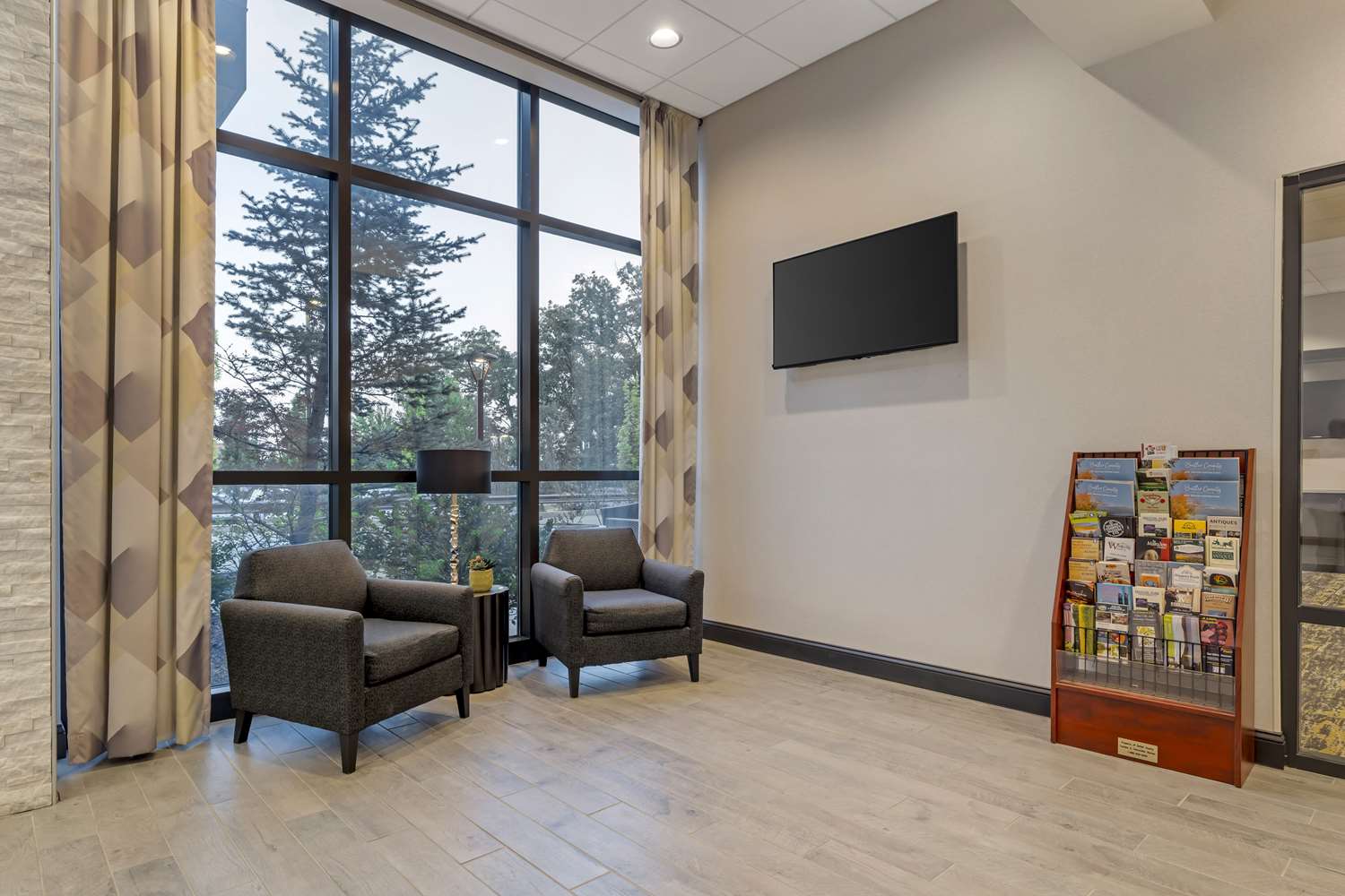 Best Western Plus Cranberry-Pittsburgh North 27/52