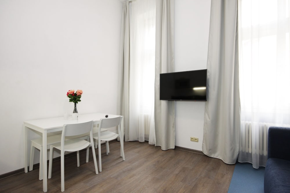 Alveo Suites 33/45