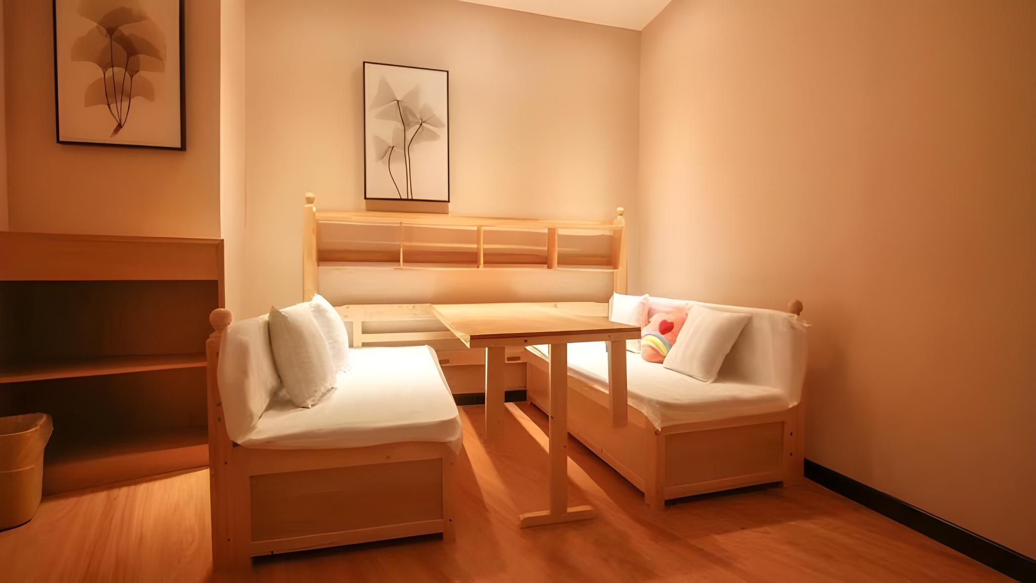 Feature, Suite