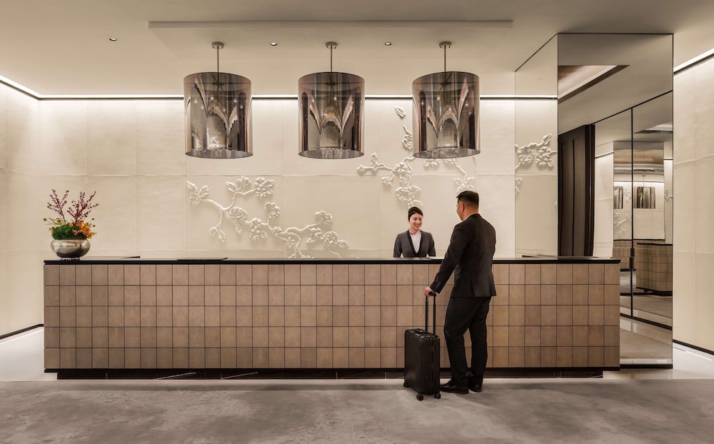 Fairmont Wuhan 4/67