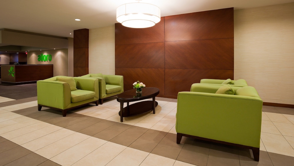 Holiday Inn Burlington Hotel And Conference Centre 45/76