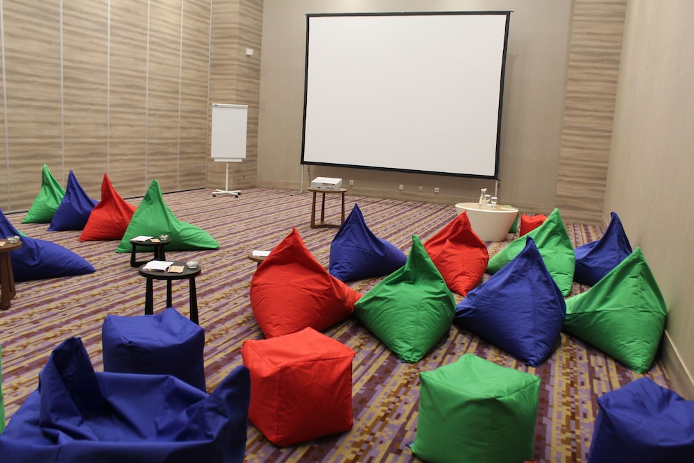 Ibis Styles Jakarta Mangga Dua Square 44/55