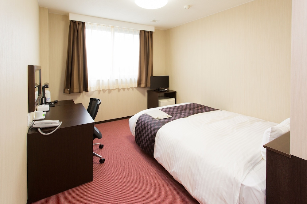 OKAWA RIVERSIDE HOTEL 12/51
