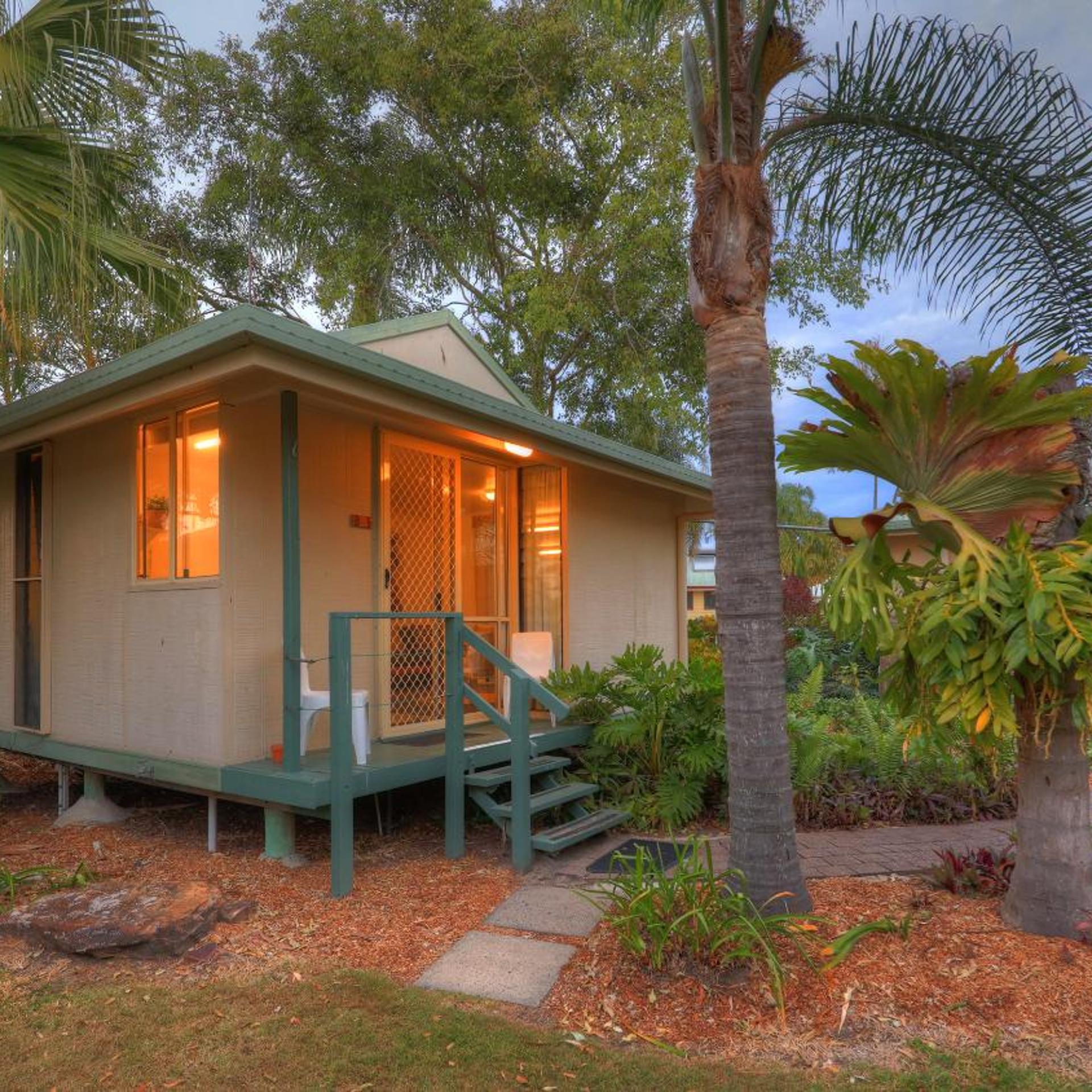 Maroochy River Resort & Bungalows 4/50