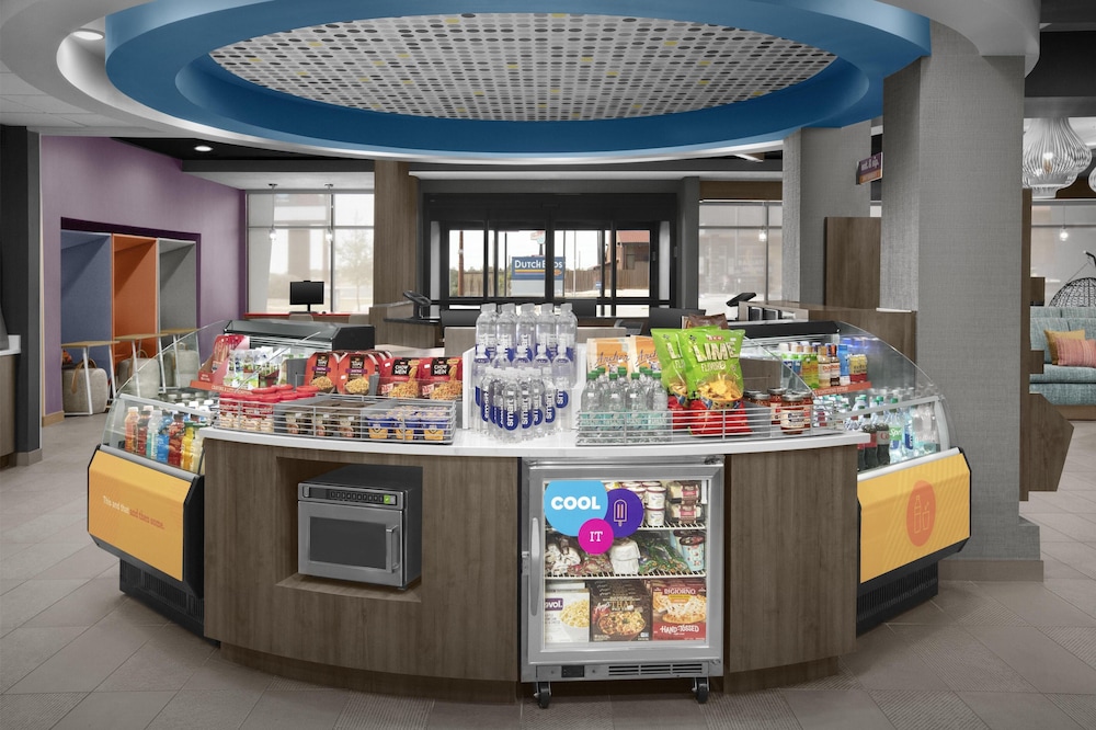 Tru by Hilton Midland East 29/39