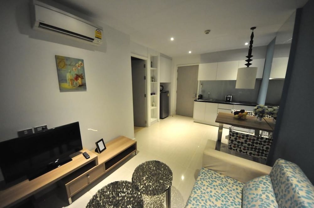Atlantis Condo Resort Pattaya EVT 27/50