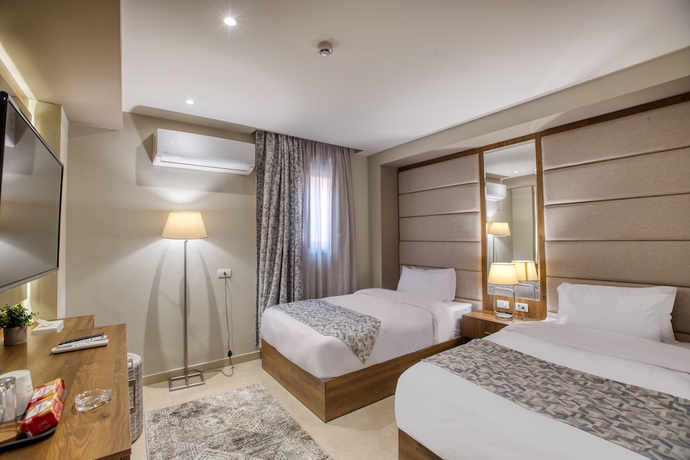 NOZOL PYRAMIDS HOTEL 18/59