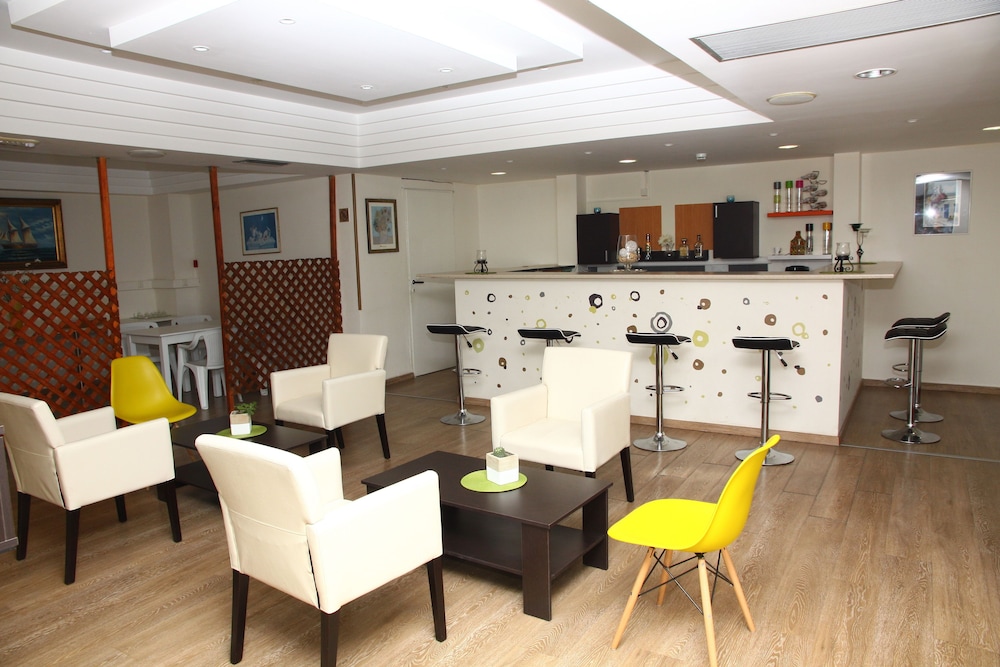 Triton Hotel 28/44