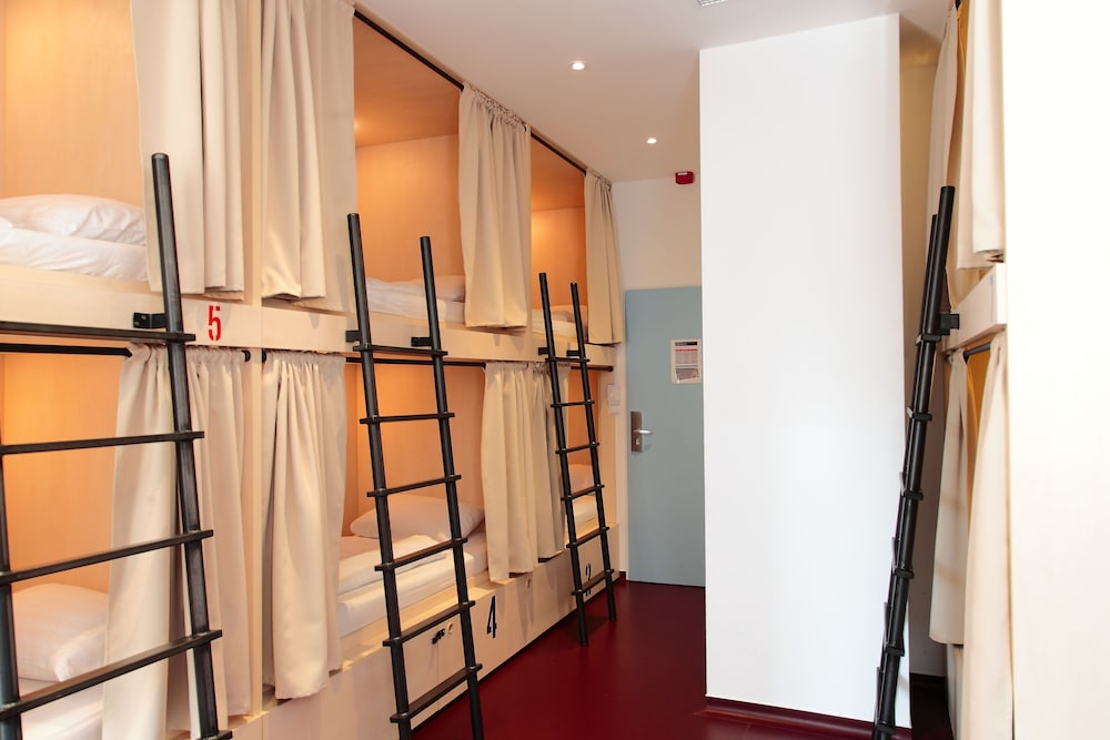 Maverick City Lodge Hostel 6/60