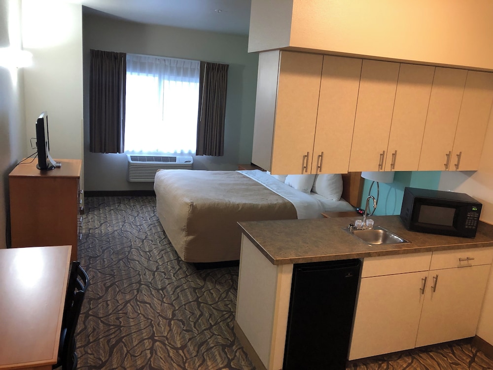 غرفة ديلوكس بسرير كينج، Aspen Hotel Soldotna 2/5