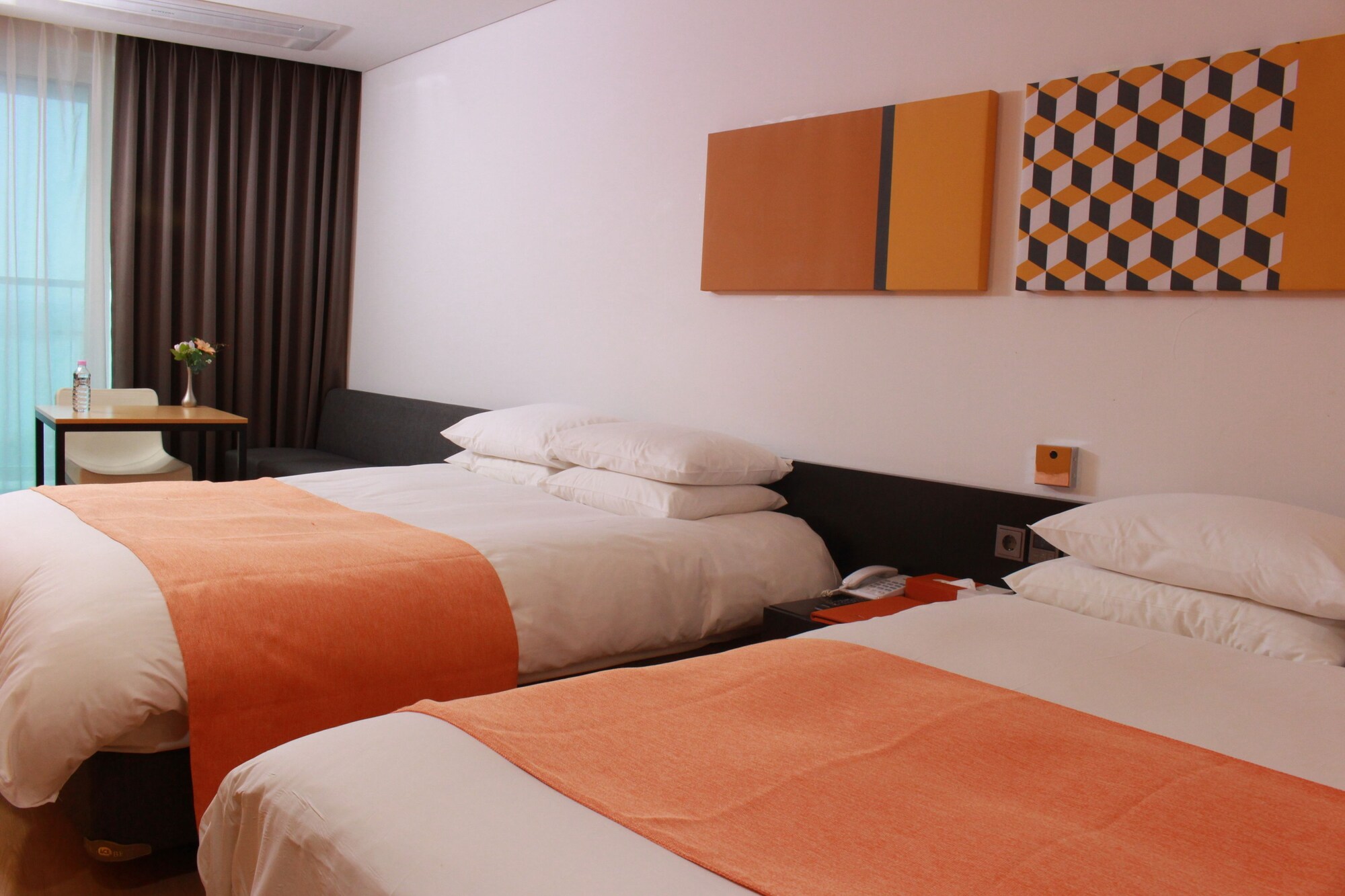 FAMILY, 2 DOUBLE BEDS, OCEAN VIEW