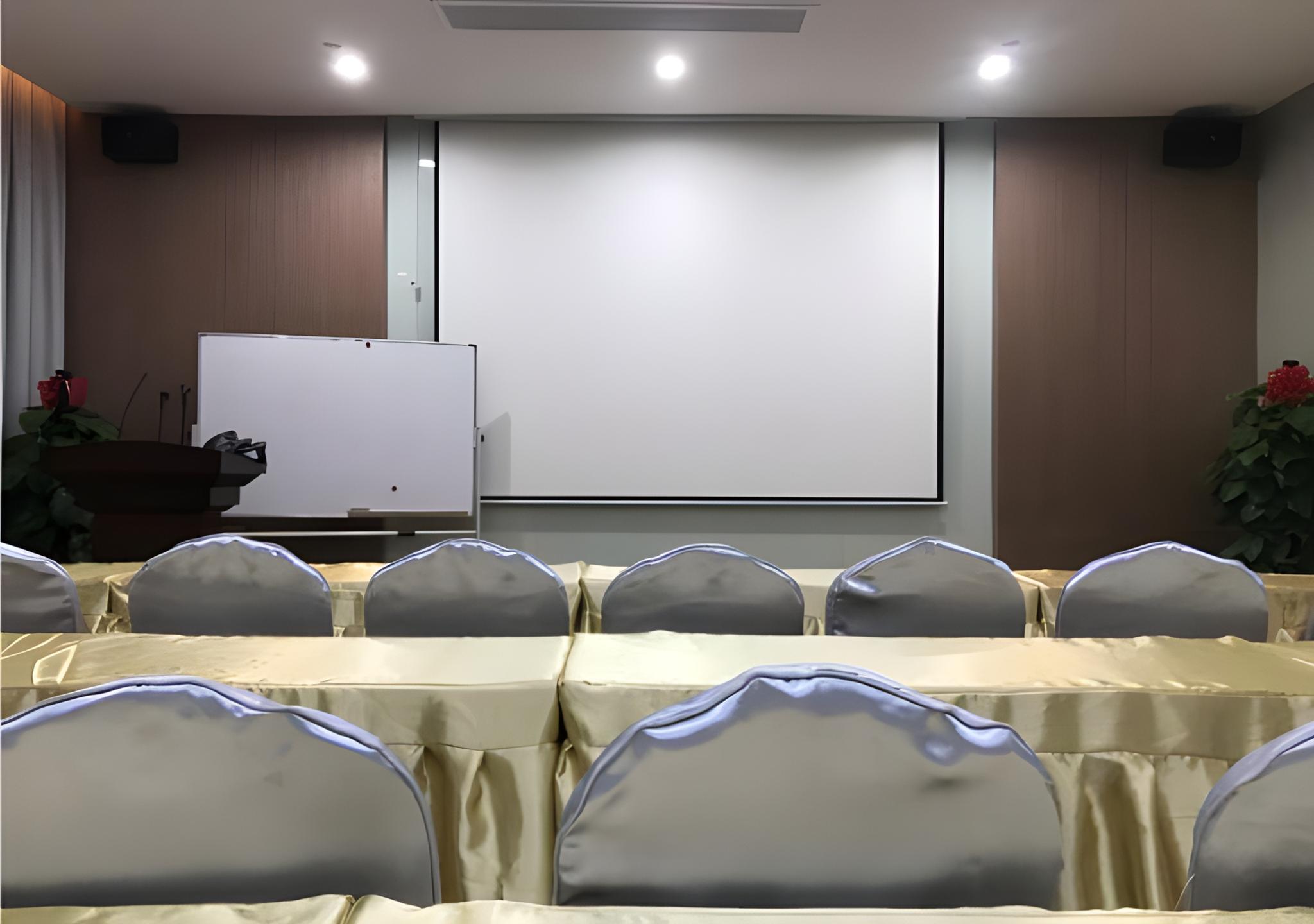 Borrman Hotel Liuzhou Guizhong Avenue Liugao 52/59