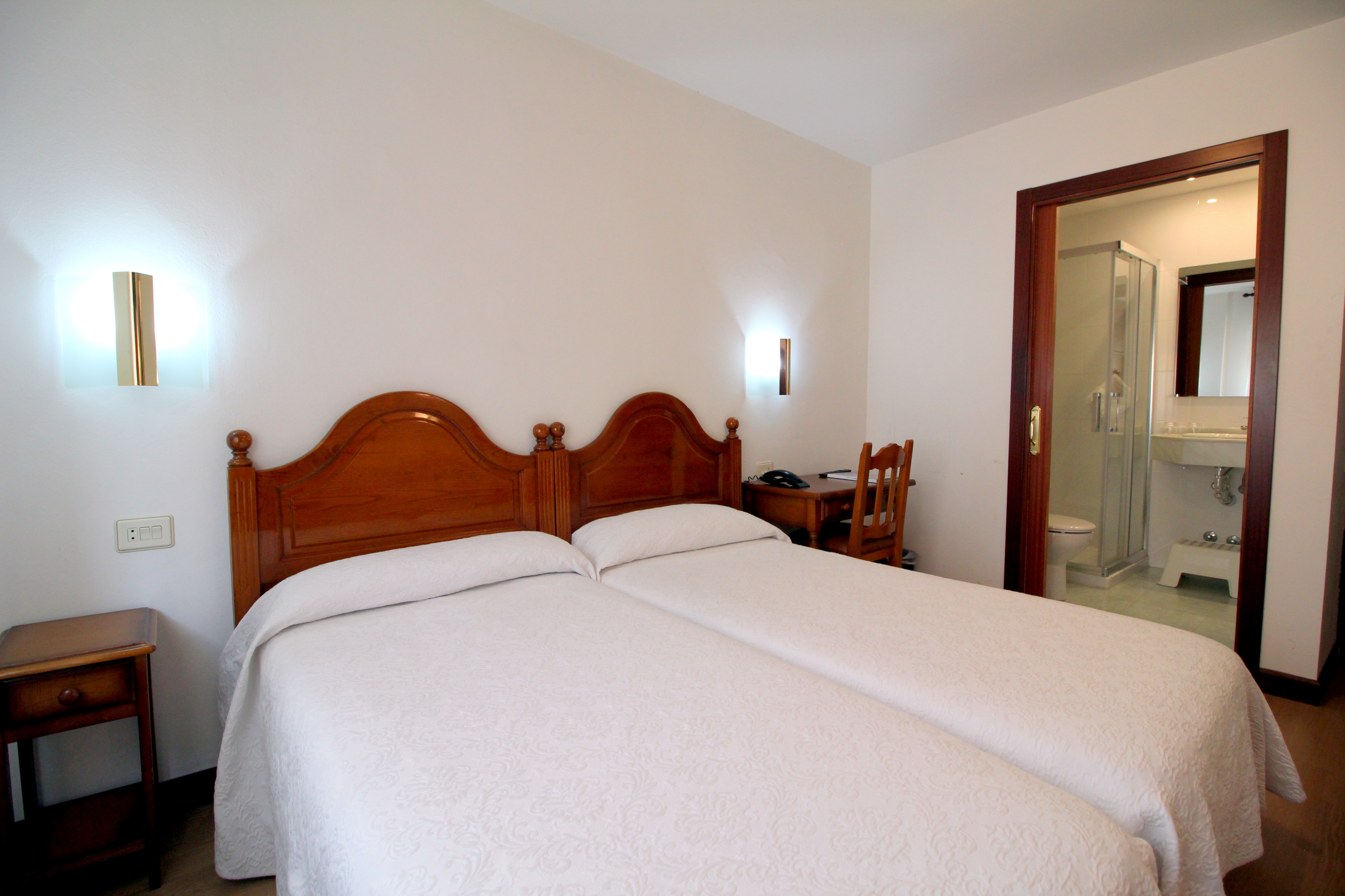 Hotel Cabeza 7/22