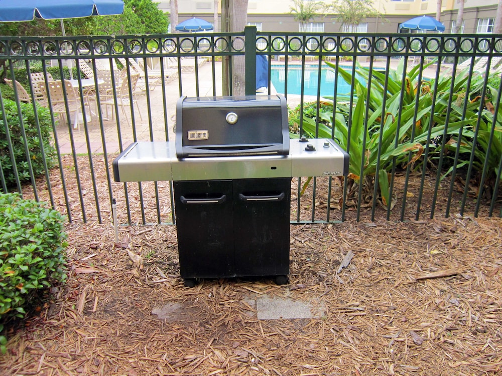 Extended Stay America Suites Orlando Southpark Commodity Cir 41/50