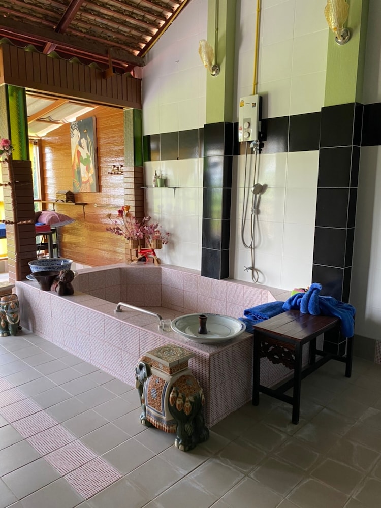 Viewdoi Art and Resort 48/58
