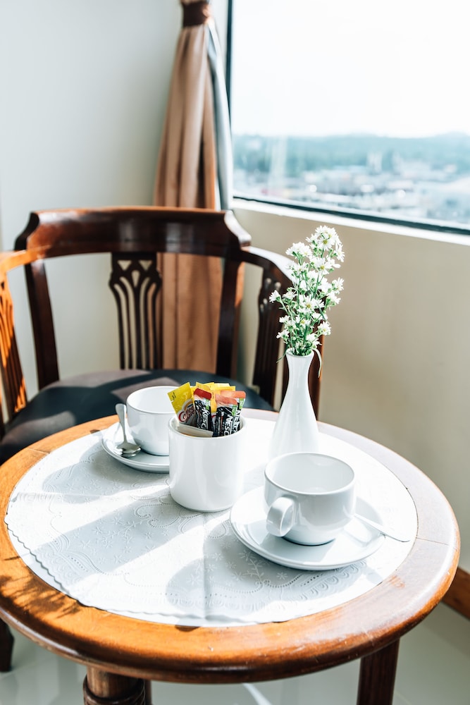 Sinkiat Thani Hotel 25/44
