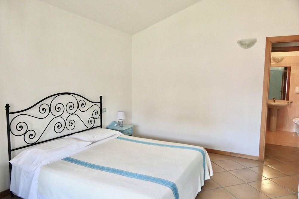 Il Borgo Di Punta Marana 28/50