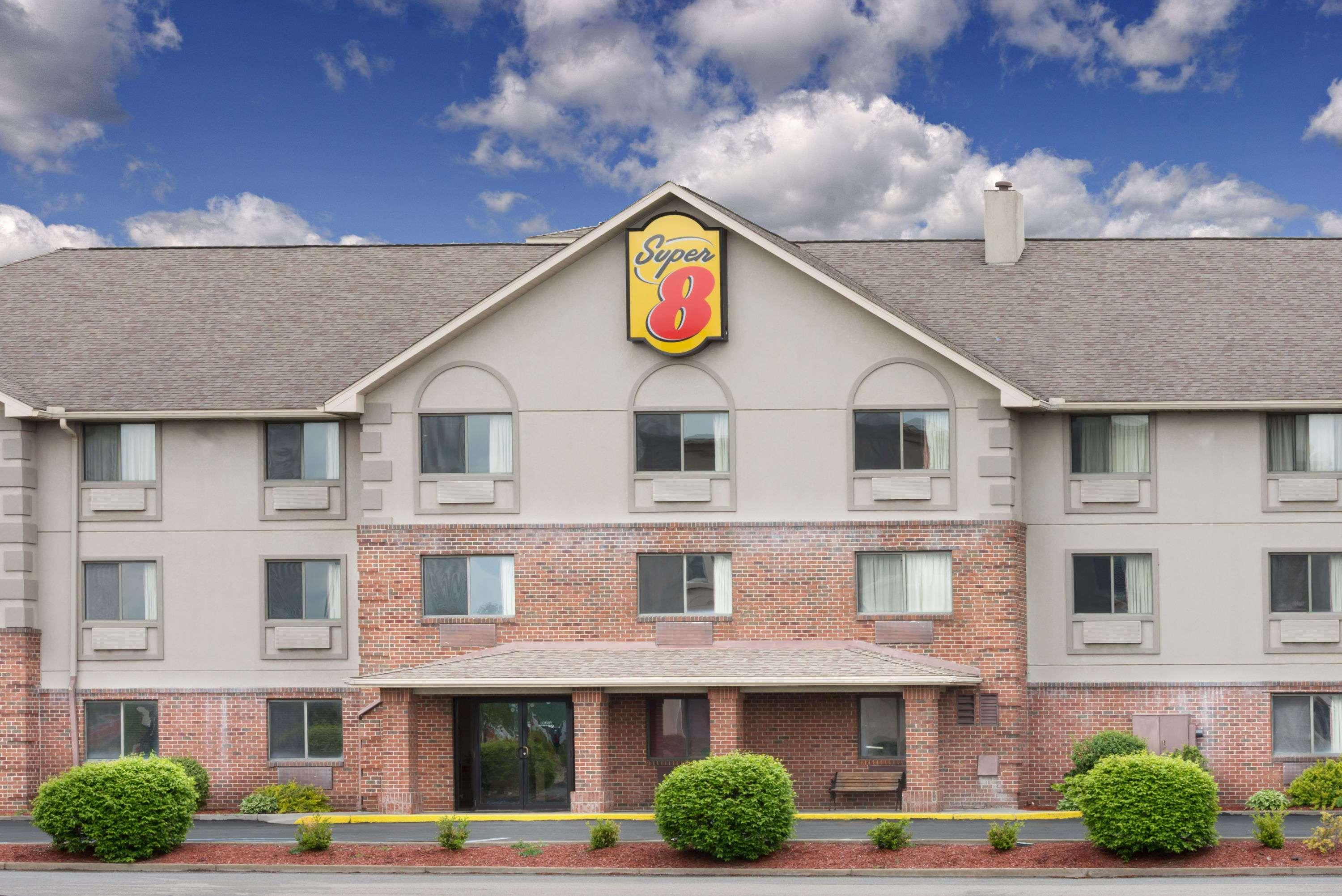 Super 8 By Wyndham Morgantown 2/16