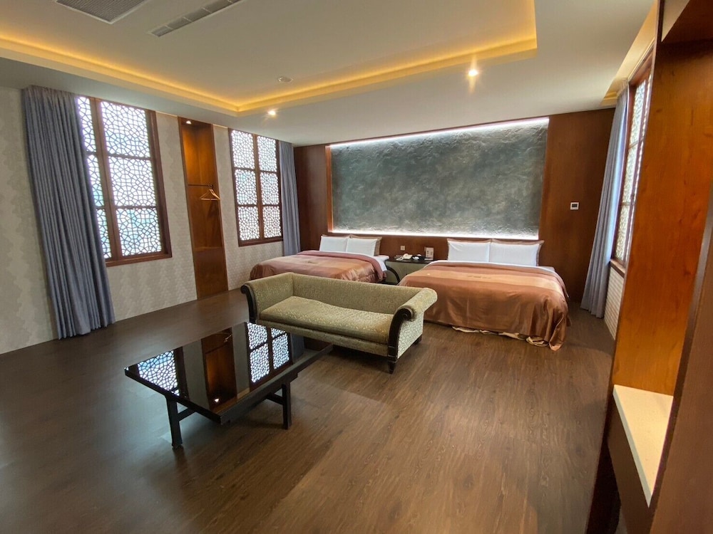 Xiadu Motel 27/74