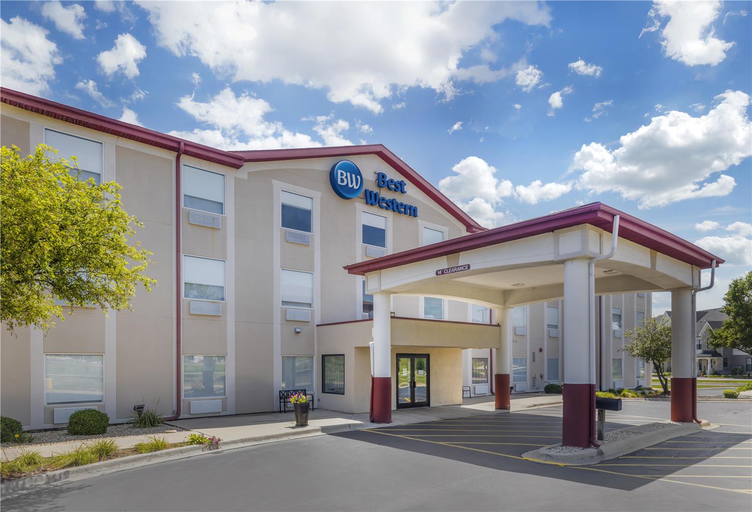 Best Western Joliet Inn & Suites 11/12