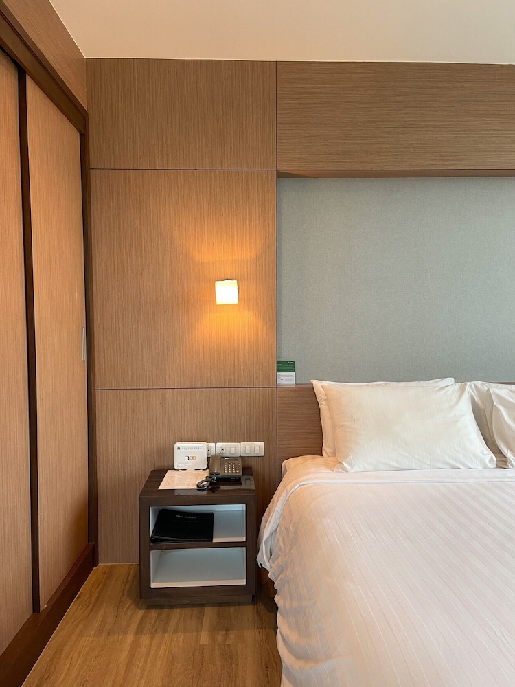The One Hotel Bueng Kan 14/50