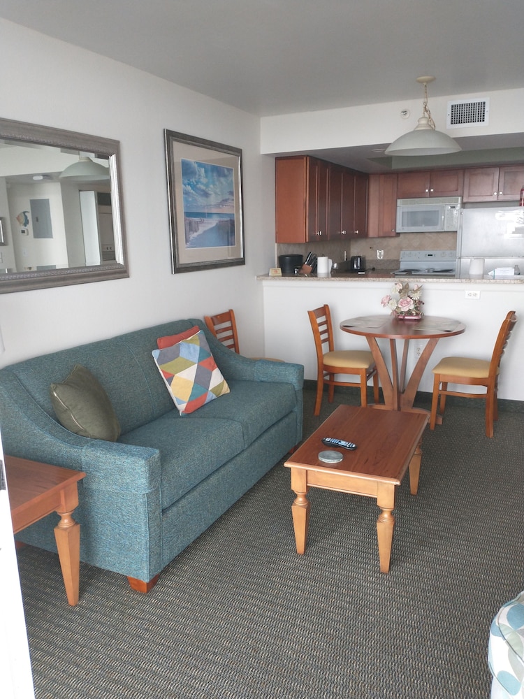 Sea Watch Resort 48/77