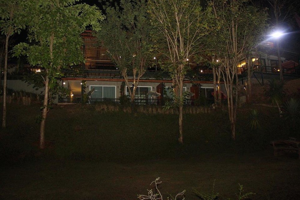 Baan Alisa Bed And Breakfast 44/50