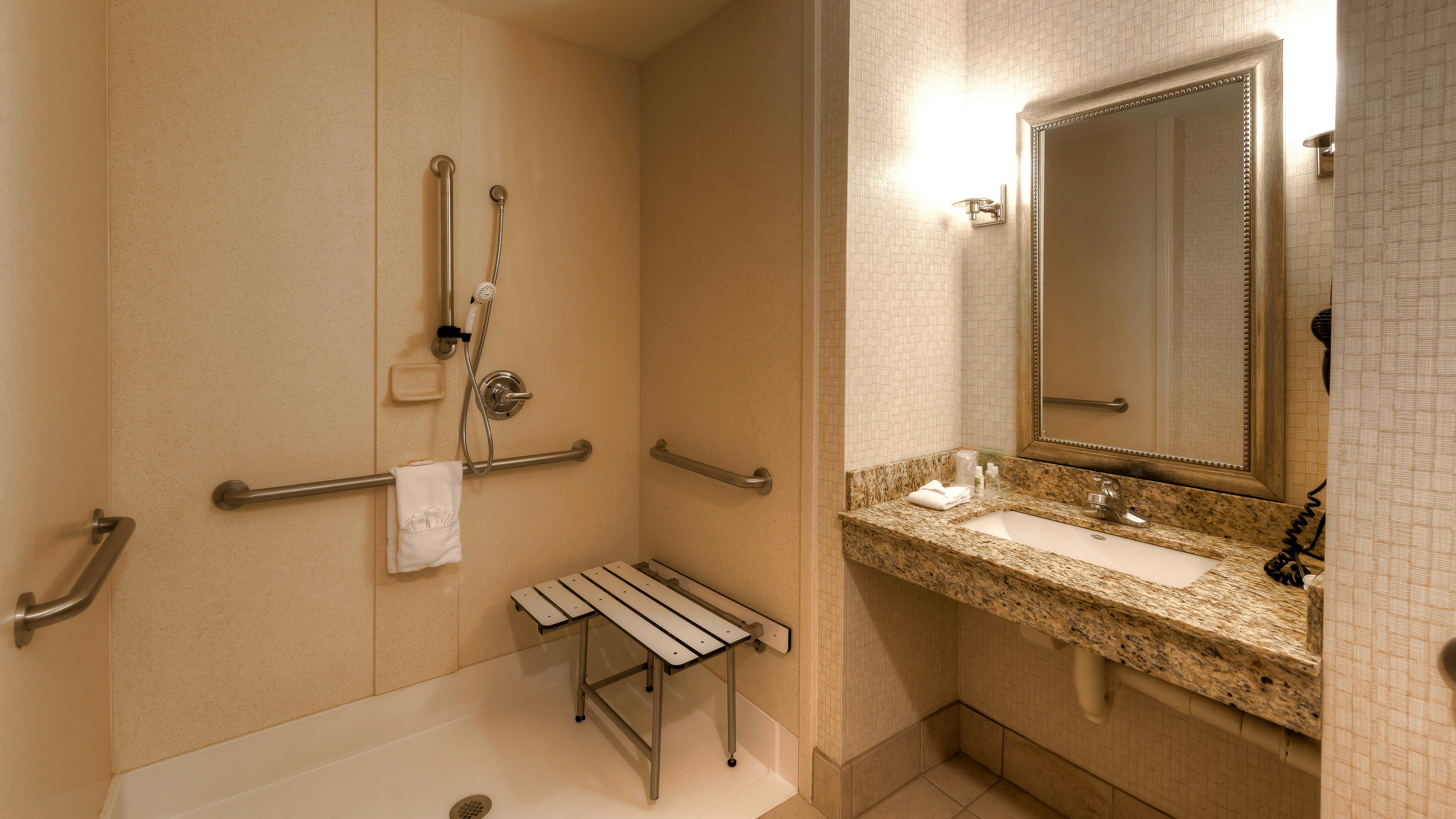 Holiday Inn Oklahoma City North Quail Spgs 58/58