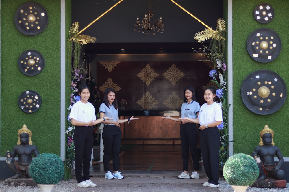 RAYA BURI RESORT 11/50