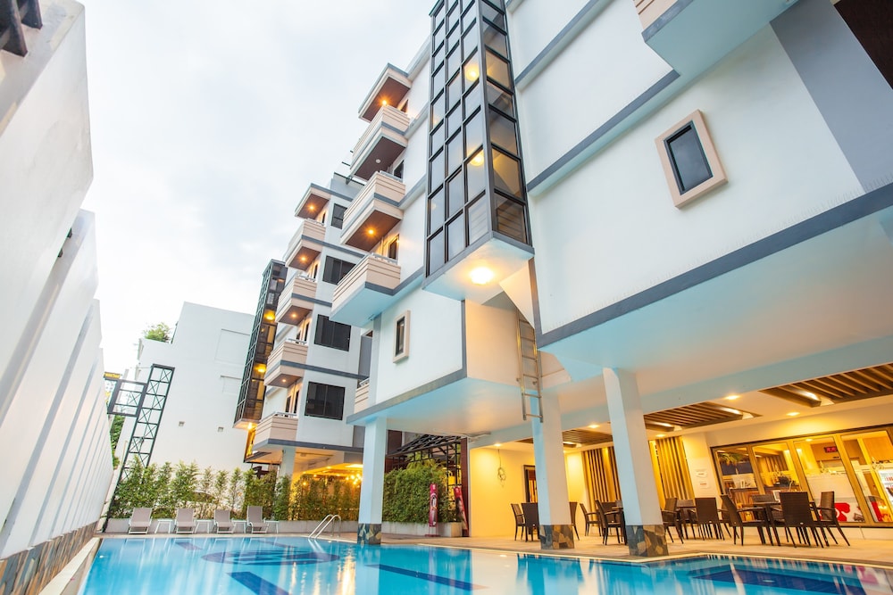 New Siam Palace Ville Hotel 12/70