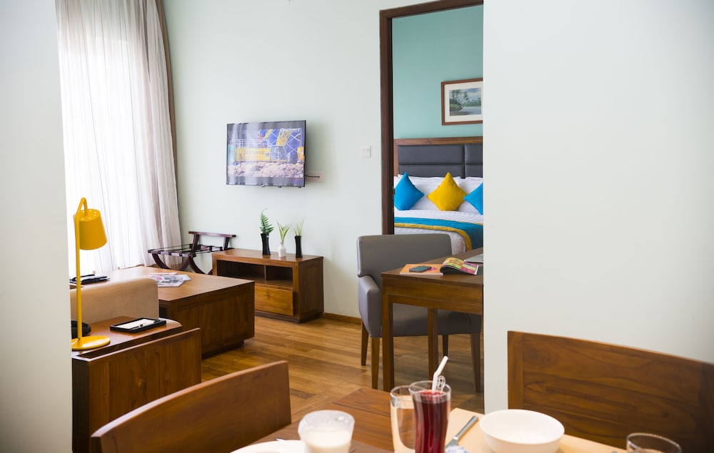 Ocean Edge Suites 30/49