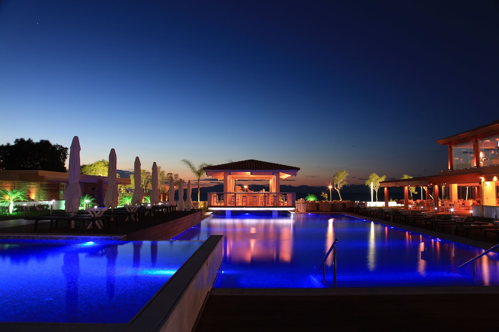 Villa Di Mare Luxury Suites 3/50