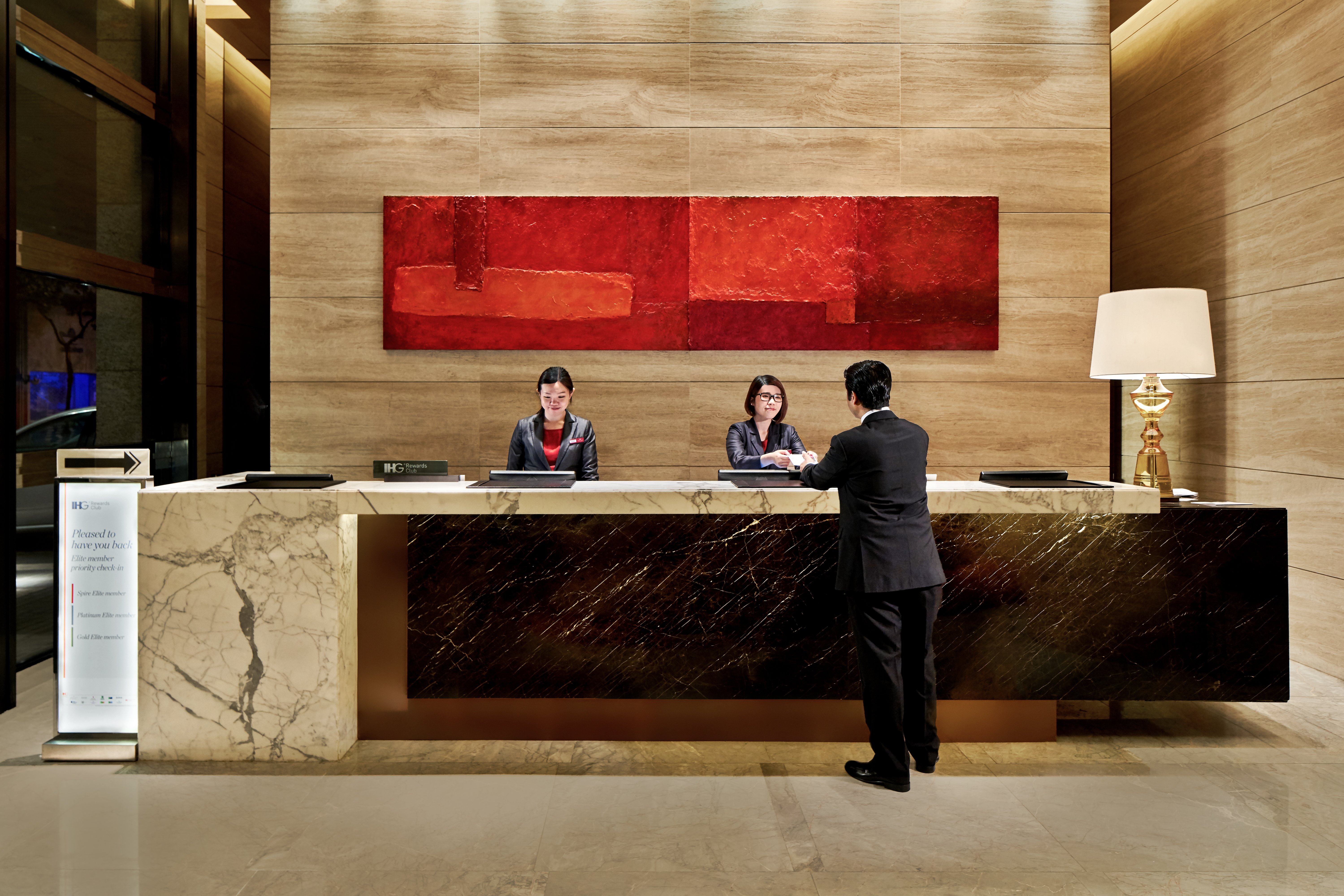Crowne Plaza Hong Kong Causeway Bay Hotel 14/80