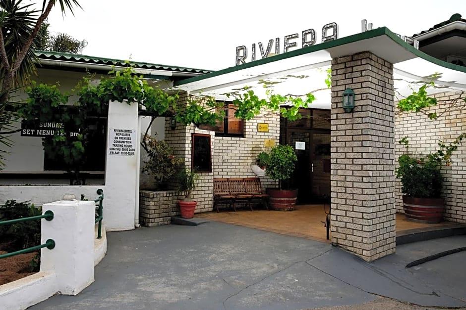 Riviera Hotel & Chalets 35/50