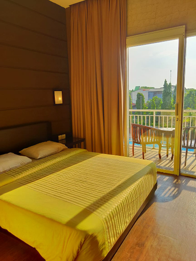 Hotel Tirto Arum 3/11