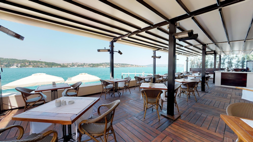 Ajia Hotel 32/50