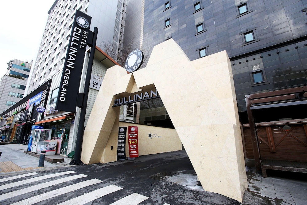 Hotel Cullinan Yongin 49/62