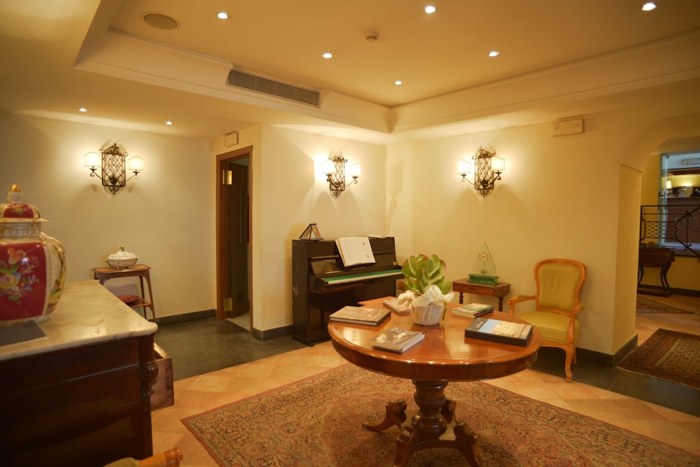 Real Orto Botanico Hotel 40/62
