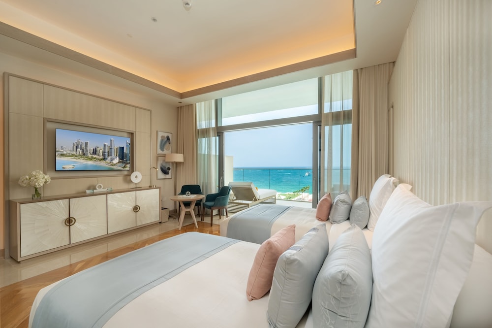 FIVE LUXE JBR 10/77