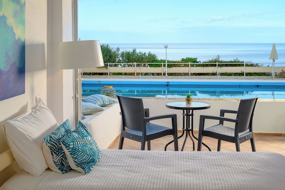 Istron Bay Hotel 40/60