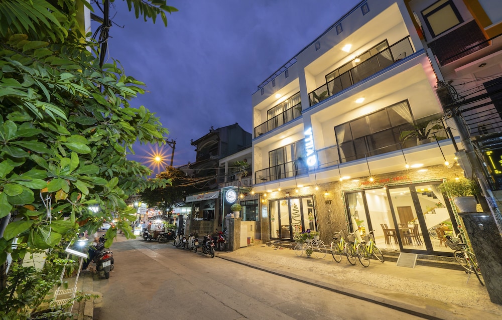 Q Villa Hoi An 3/43